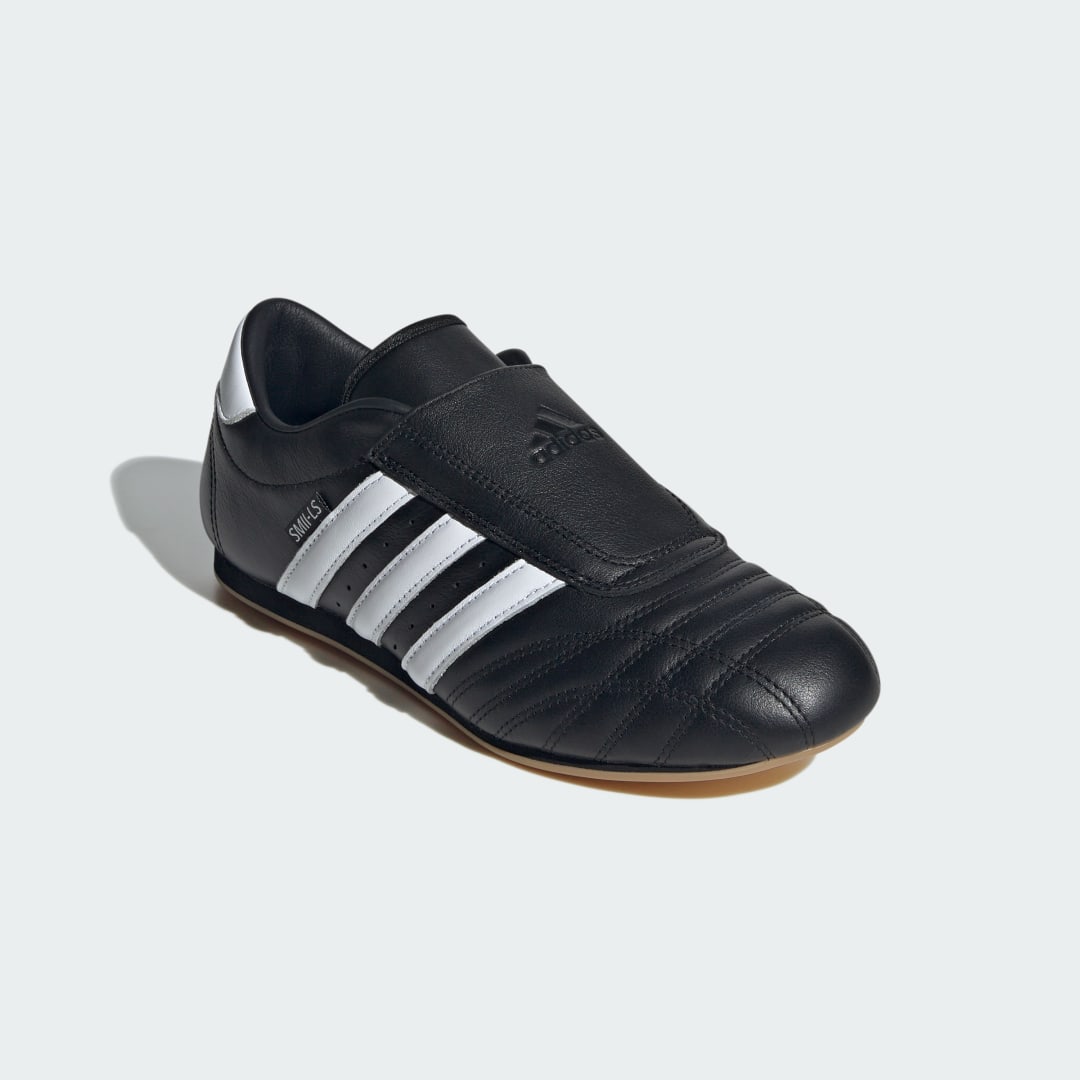 Adidas Taekwondo sneaker Core Black / Cloud White / Gum