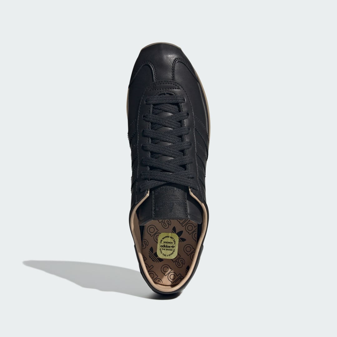 Adidas Country sneaker Core Black / Core Black / Gum