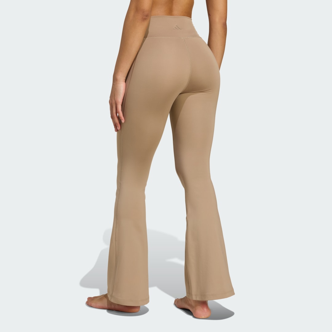 Thumbnail - All Me Essentials Flare Leggings