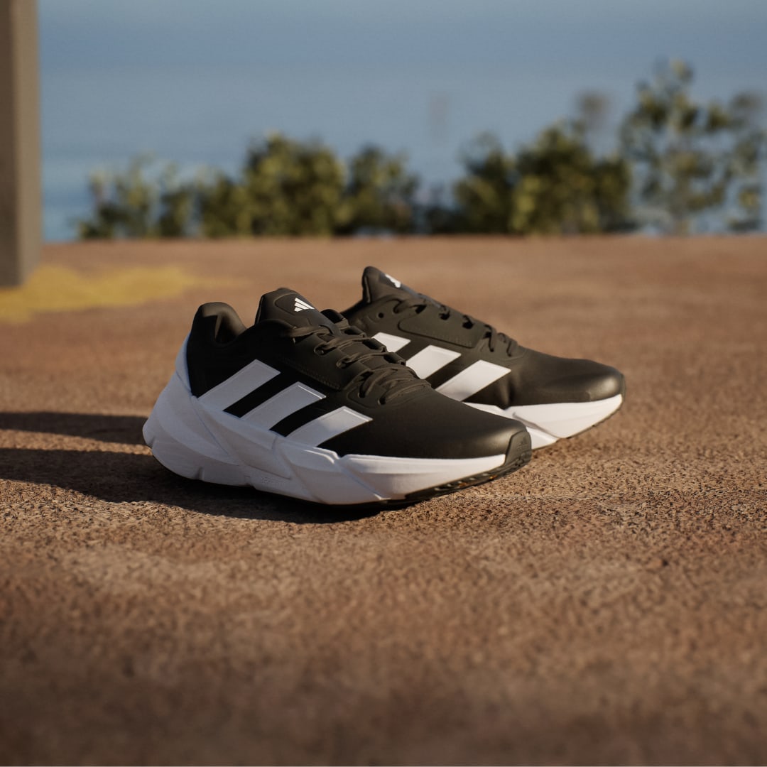 

adidas Tenis Adistar 2.0 Unisex, Negro/blanco/negro