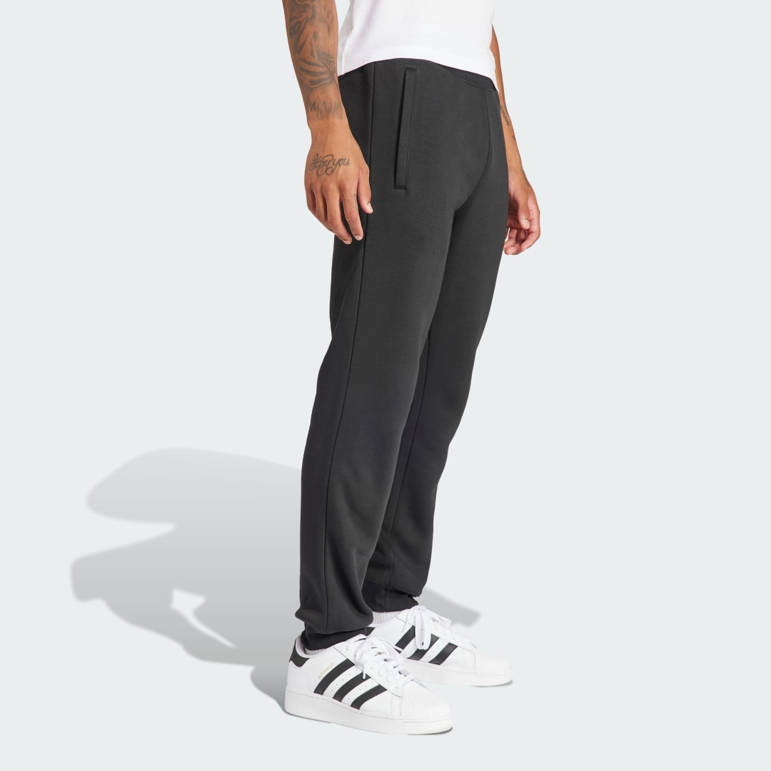 

adidas Pantalón Essentials Trifolio Hombre, Negro