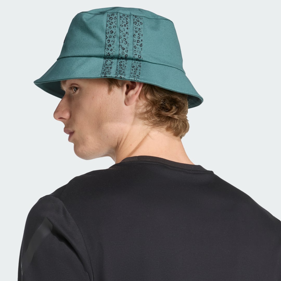 Bob adidas Sportswear graphique léopard 3 bandes - vue 2