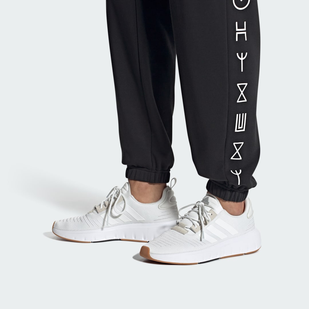 adidas Swift Run Shoes