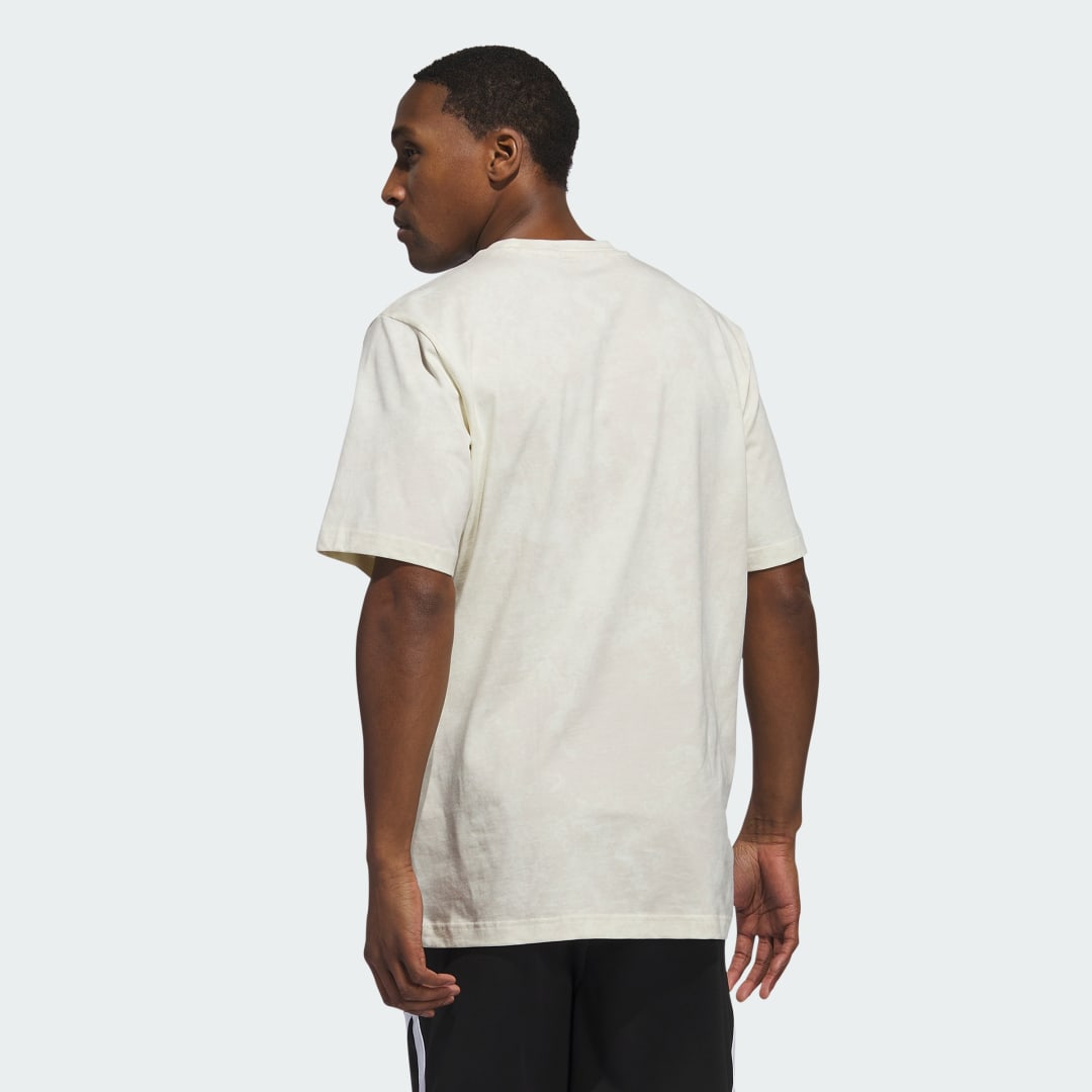 

adidas Playera Estampada Worldwide Hoops Hombre, Ivory/aluminium