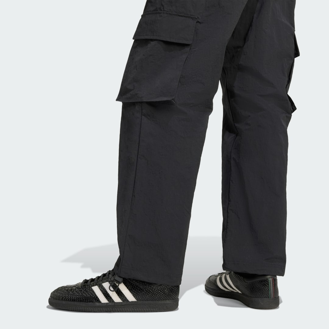 Adidas Geweven Cargobroek met Strepen aan de Voorkant
