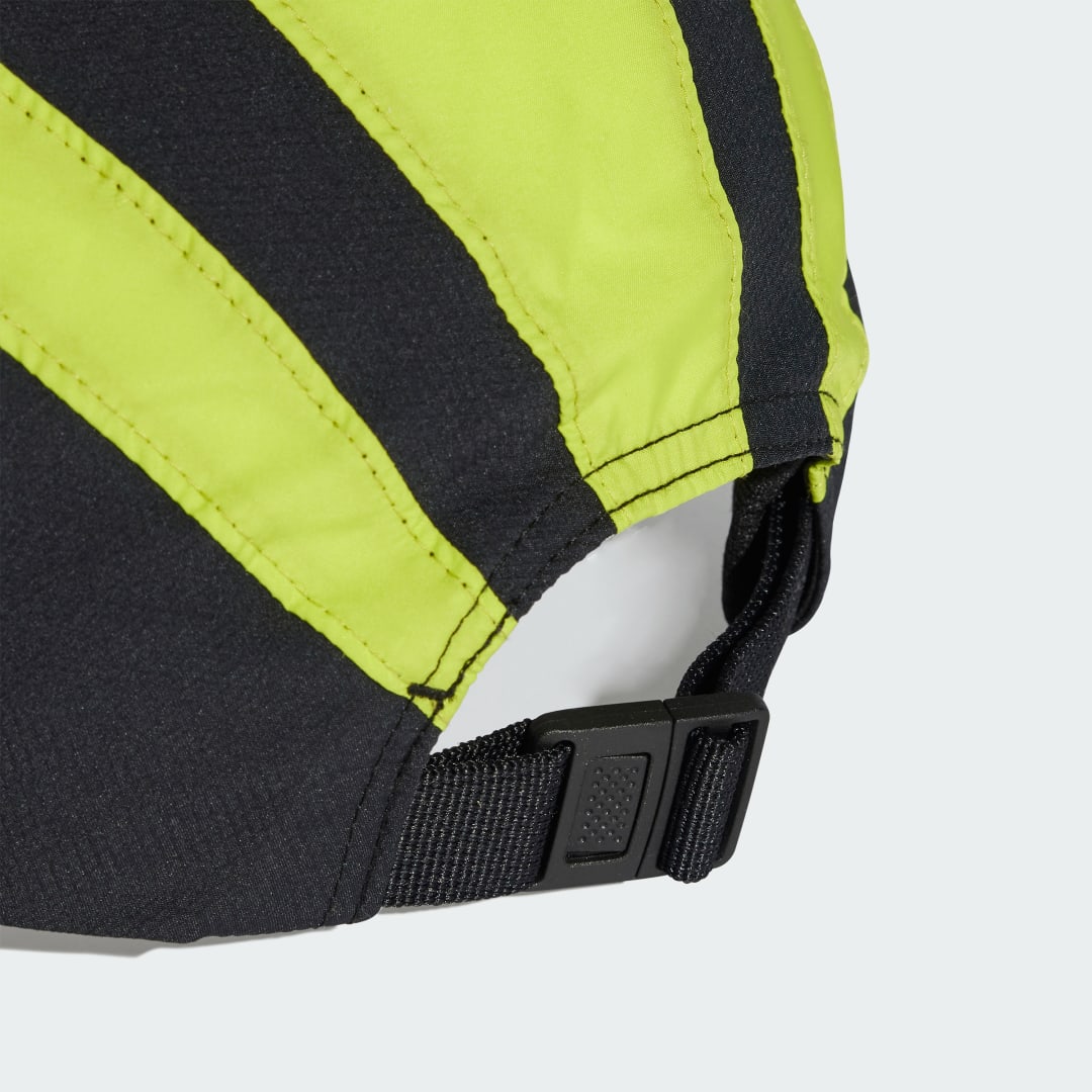 Adidas Road Pet