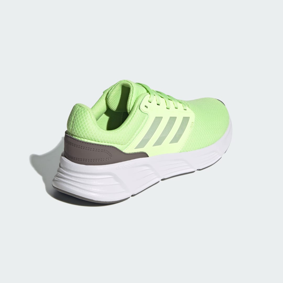 

adidas Tenis Galaxy 6 Unisex, Charcoal/linen verde met./verde spark