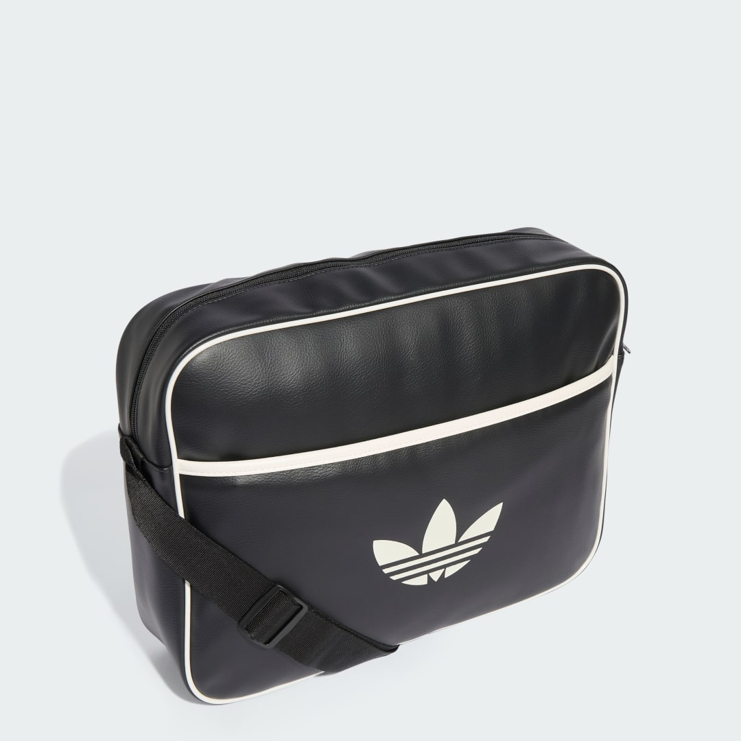 Adidas Airliner
