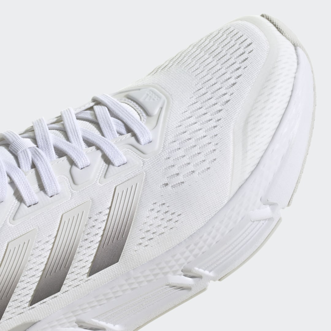 

adidas Tenis Questar Unisex, Blanco