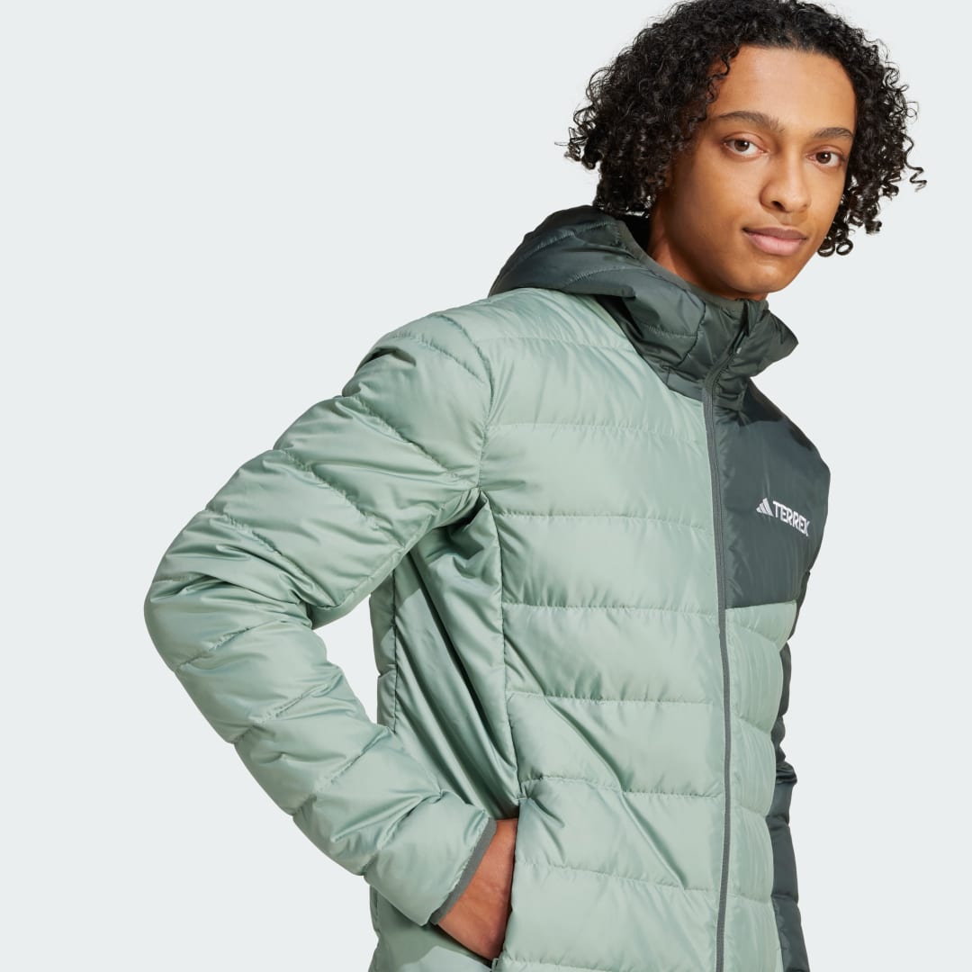 Adidas Terrex Multi Light Donsjack met Capuchon