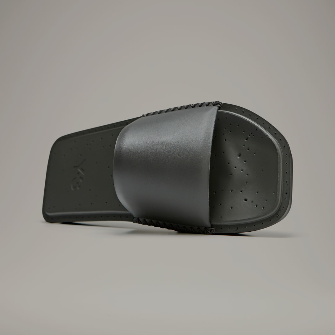 Thumbnail - Y-3 Water Slides