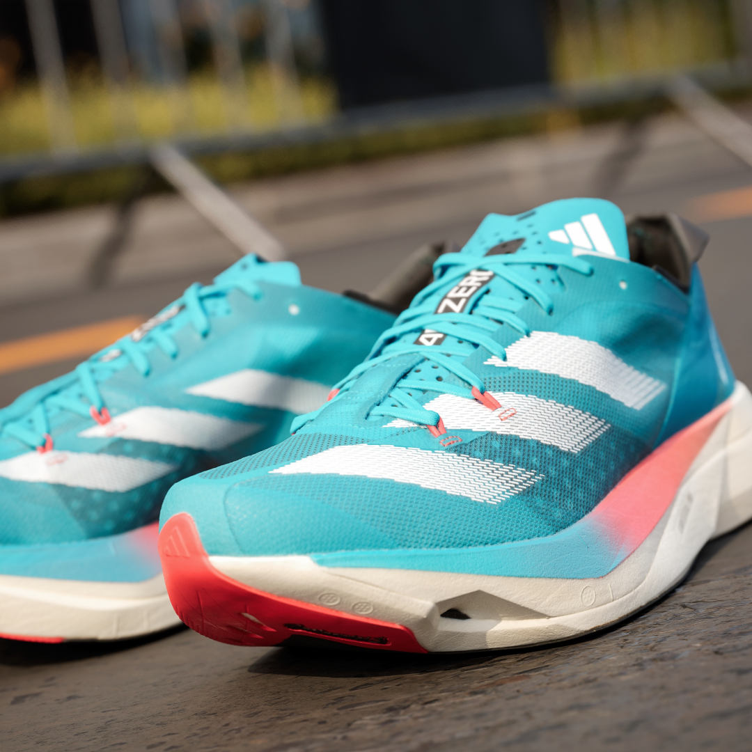 

adidas Tenis Adizero Adios PRO 3 Unisex, Lucid cyan/blanco/bright rojo