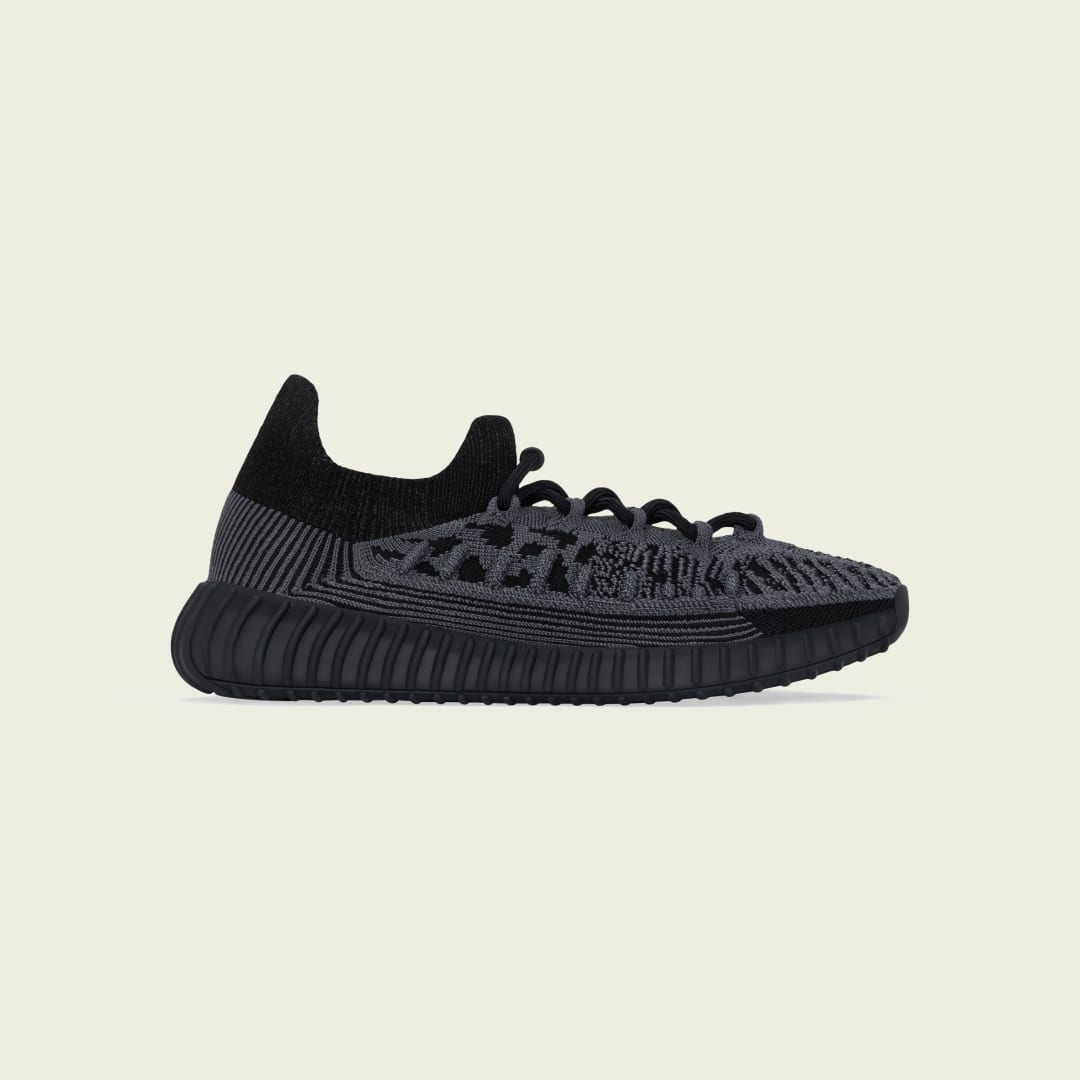 YZY 350 V2 CMPCT