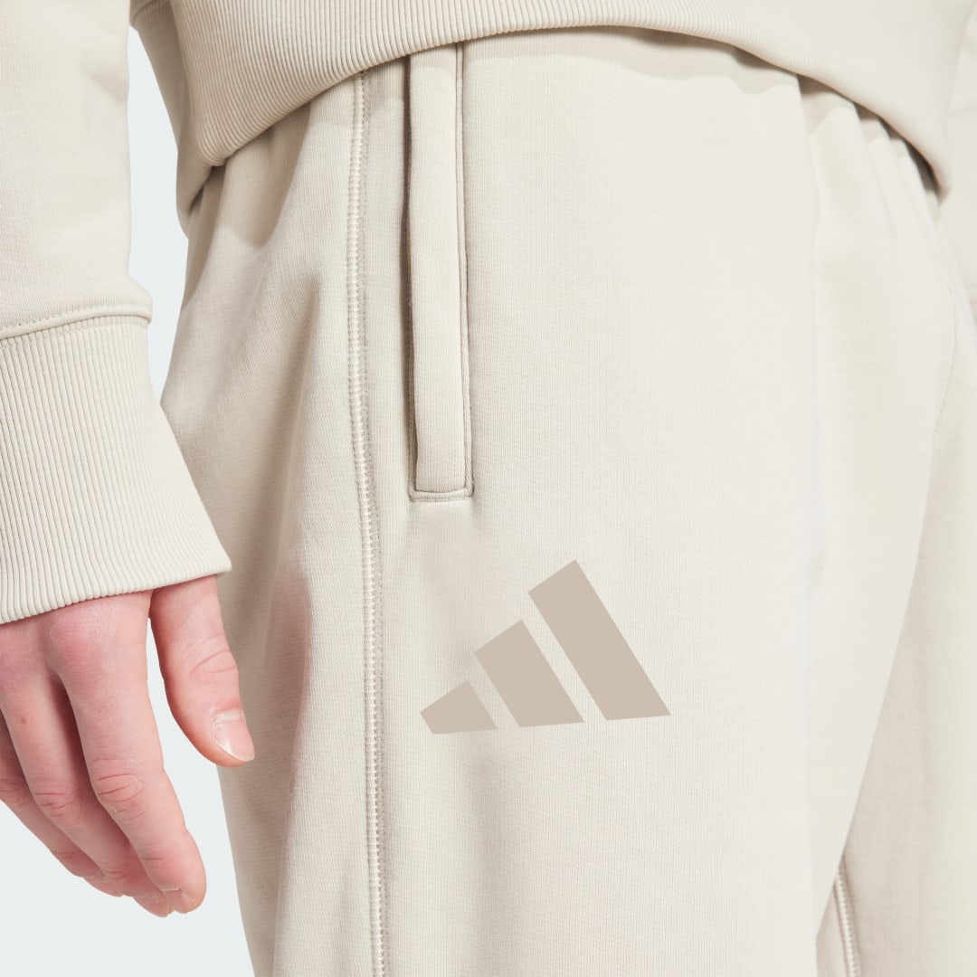 Adidas MERCEDES AMG PETRONAS FORMULA ONE TEAM PREMIUM JOGGINGBROEK