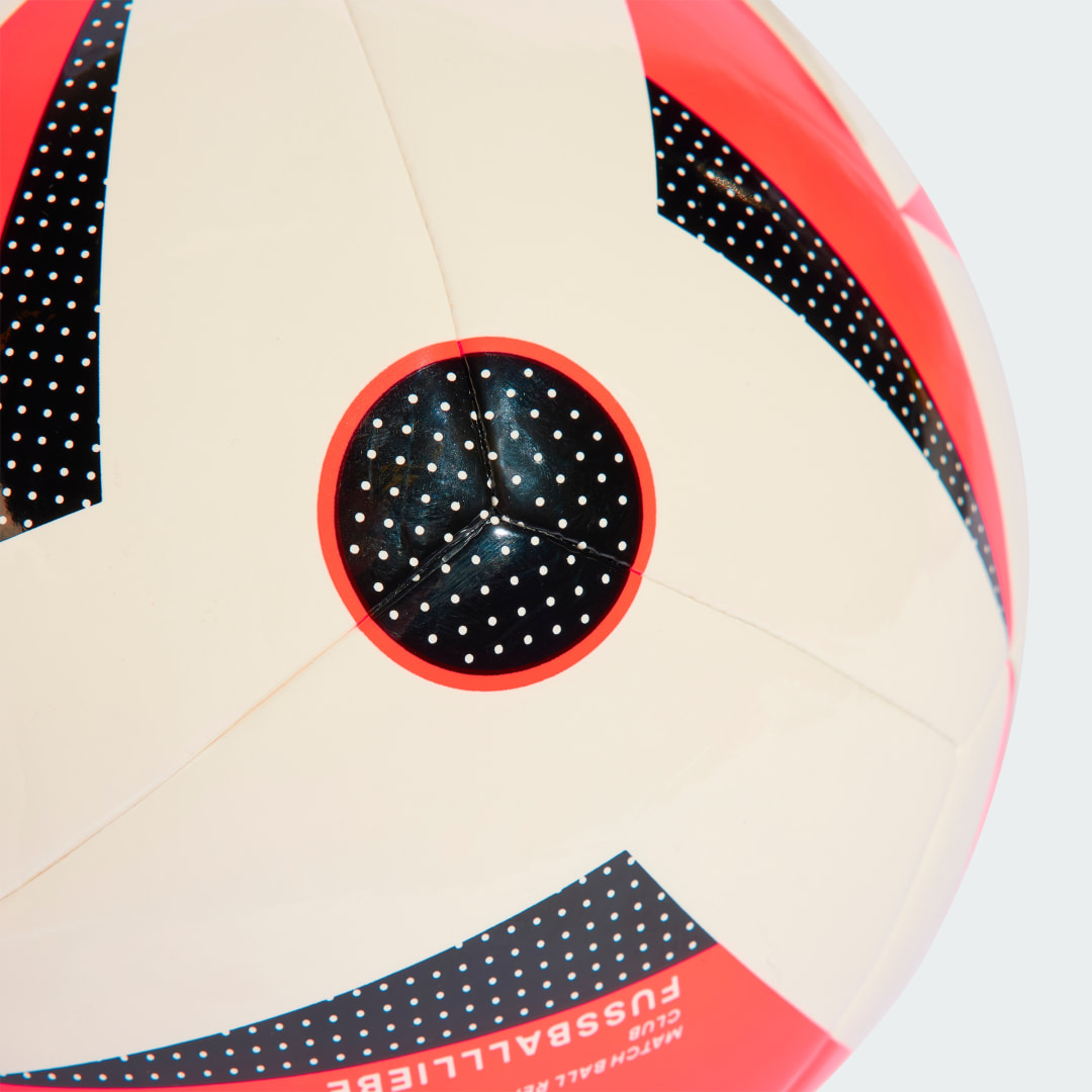 Thumbnail - Fußballliebe Club Ball