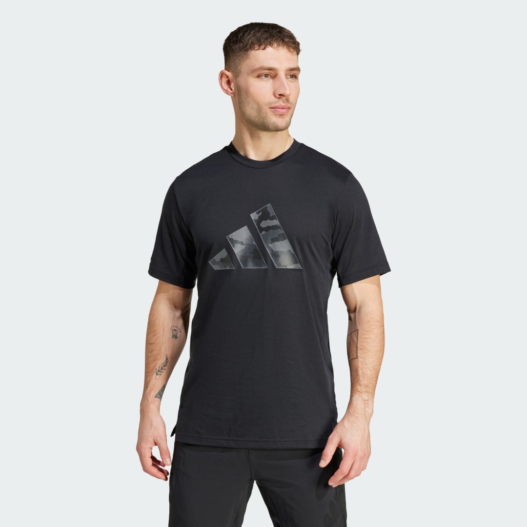 Image of T-shirt Train Essentials Camo Graphic Logo cod002