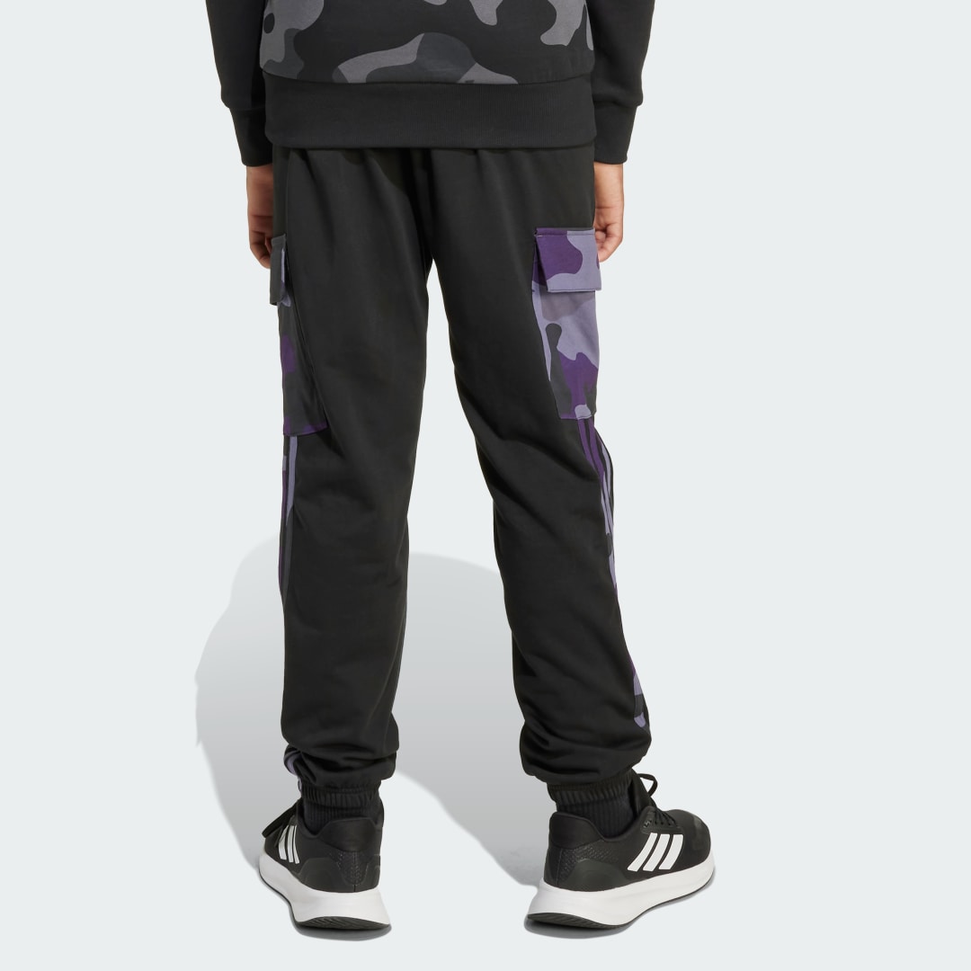 Thumbnail - Seasonal Essentials Camo French Terry Kids Cargohose