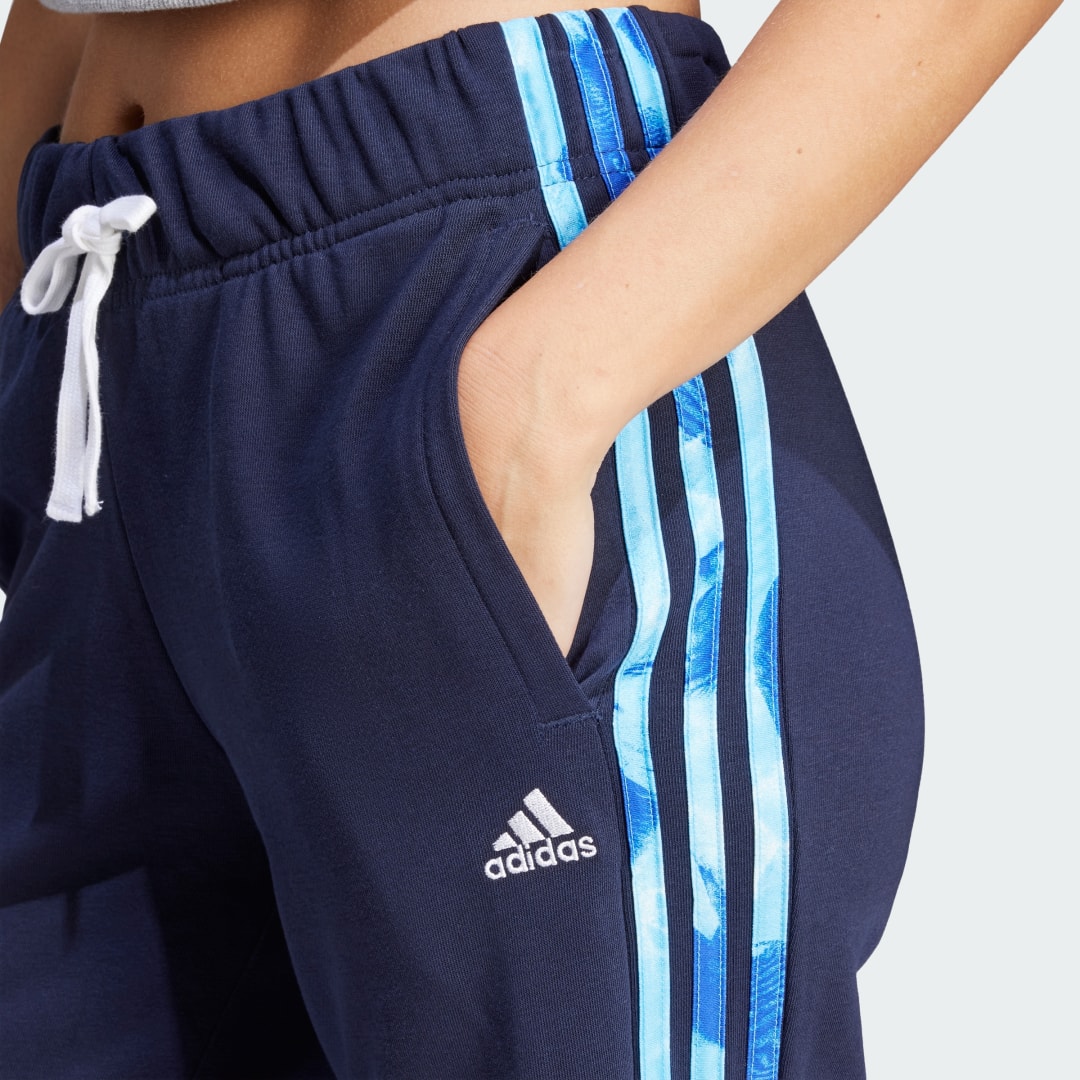 

adidas Pantalón de Felpa Francesa Estampado Floral 3 Rayas Mujer