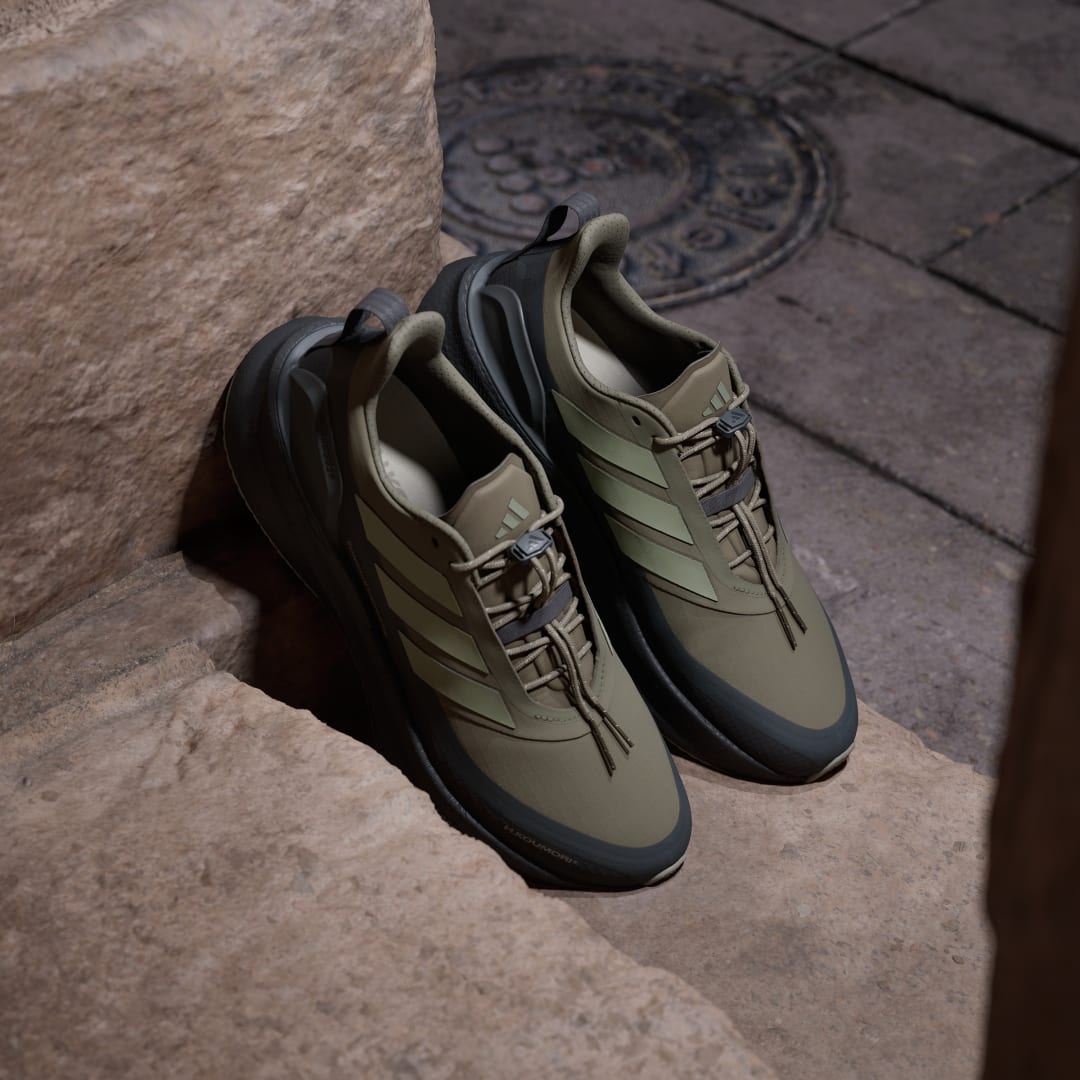 Chaussures de running Ultraboost 5 H.Koumori - vue 4