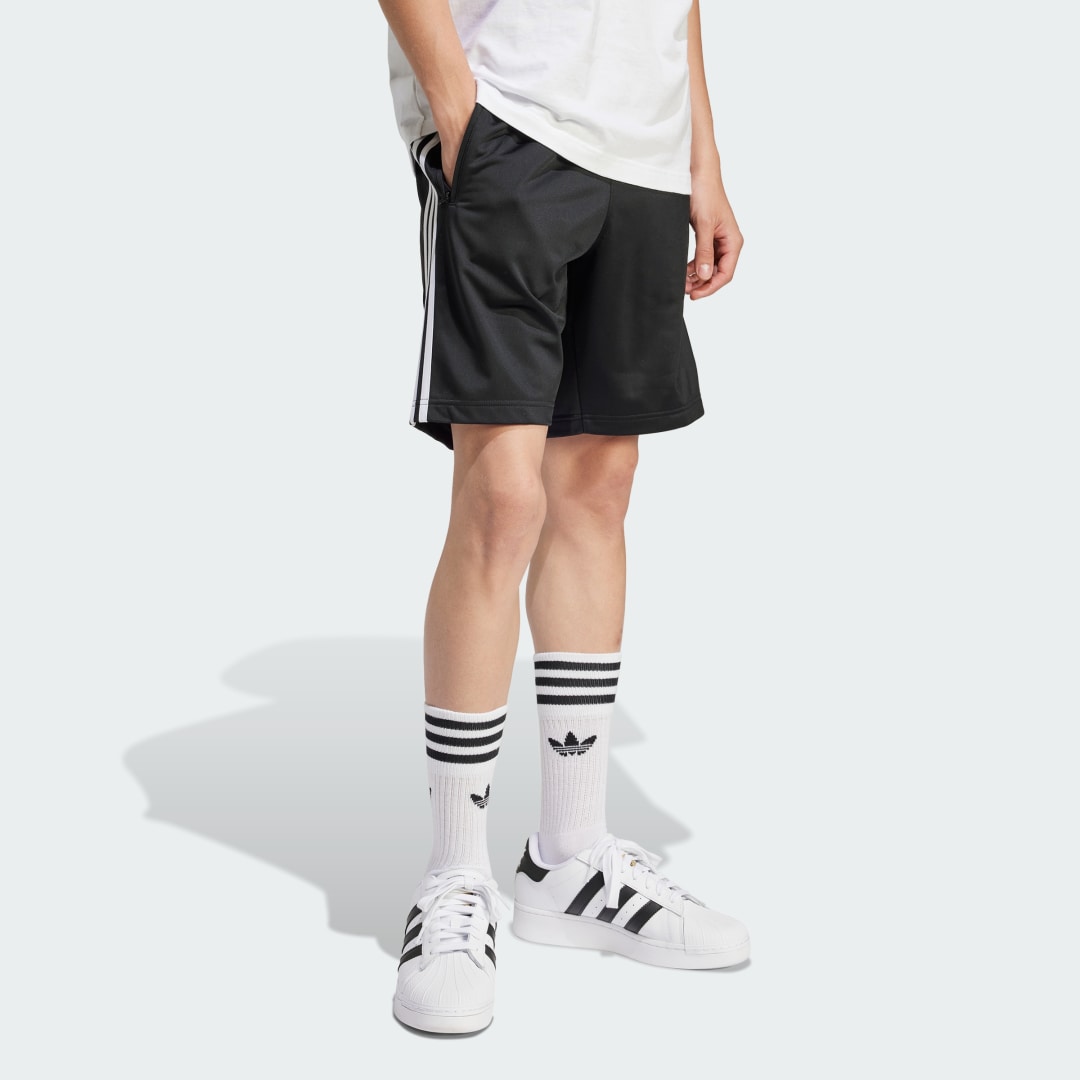 Thumbnail - Adicolor Firebird Shorts