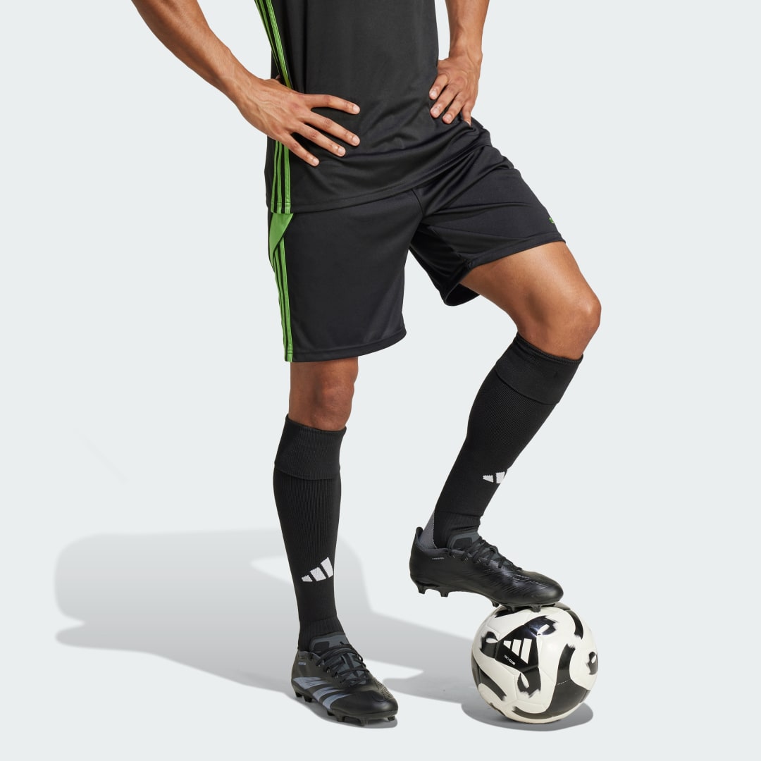 Thumbnail - Tiro 24 Shorts