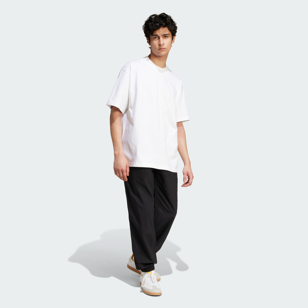 Thumbnail - Premium Essentials T-Shirt