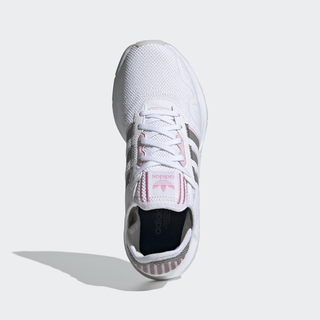 фото Кроссовки swift run x adidas originals