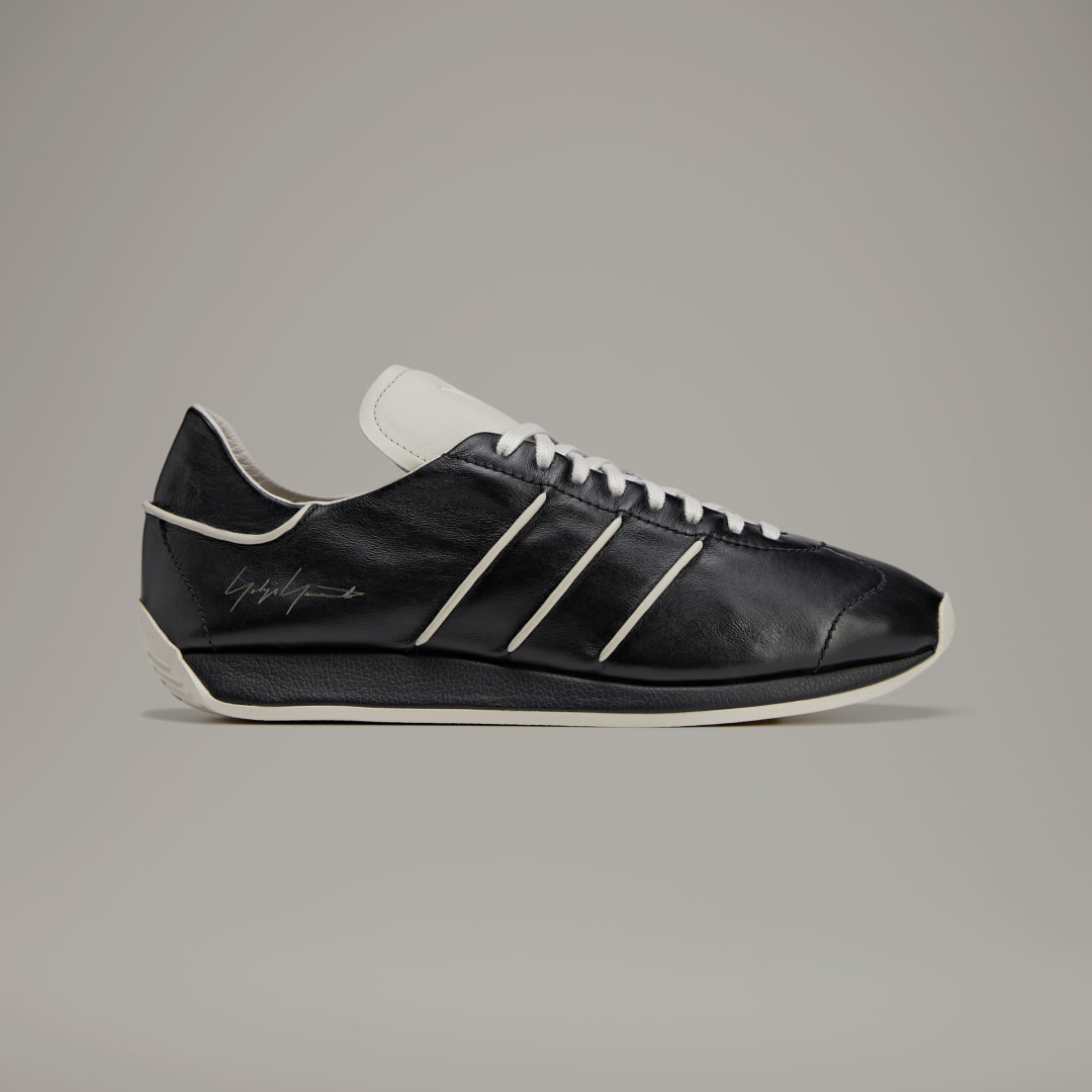Adidas Country sneaker Black / Black / Talc