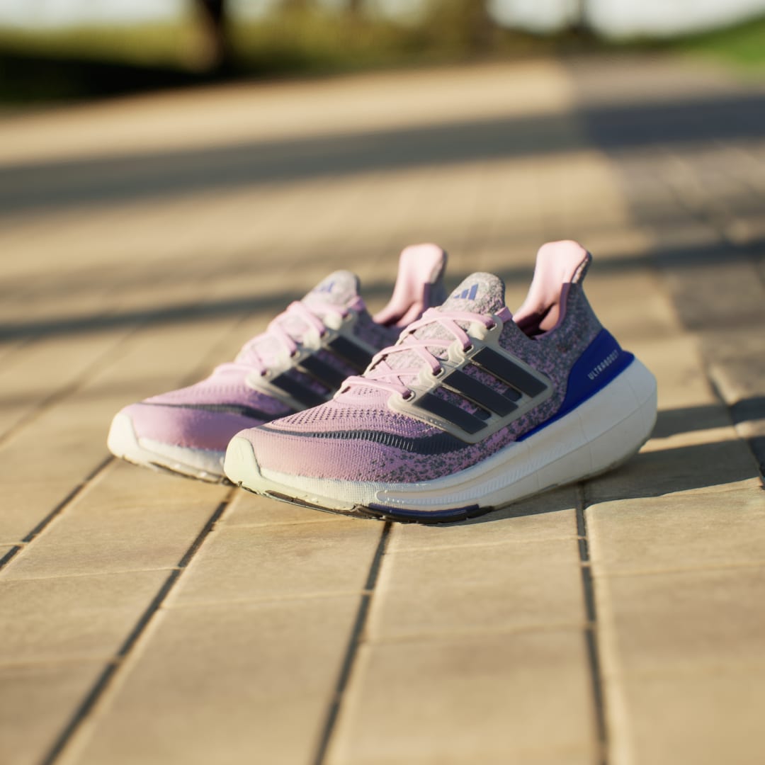 

adidas Tenis Ultraboost Light Mujer, Bliss lilac/preloved ink/lucid azul