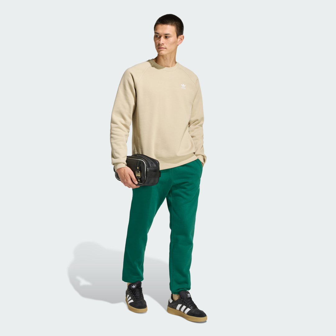 Thumbnail - Trefoil Essentials Sweatshirt