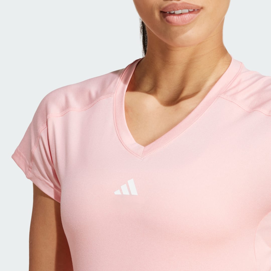 

adidas Camiseta Minimalista AEROREADY Train Essentials Cuello en V Mujer, Rosa