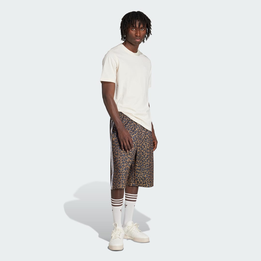 Thumbnail - Leo Oversized Shorts