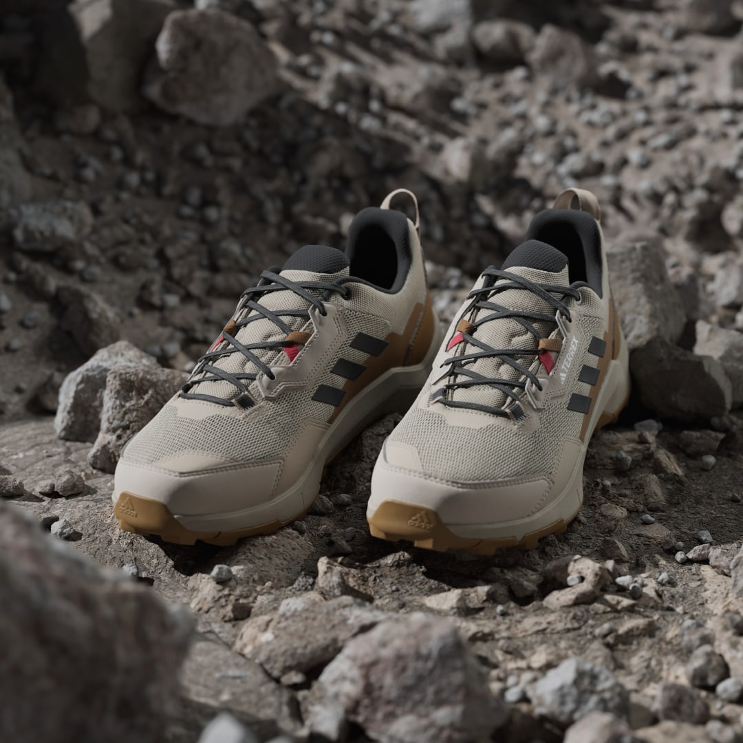 Adidas Terrex sneaker Wonder Beige / Carbon / Pure Ruby