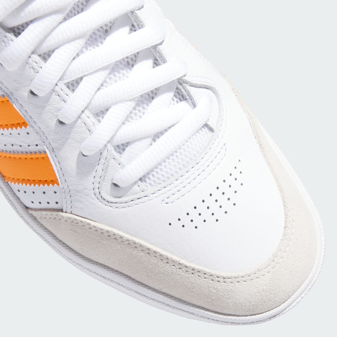 

adidas Tenis Tyshawn Low Hombre, Blanco/crystal blanco/oro gris