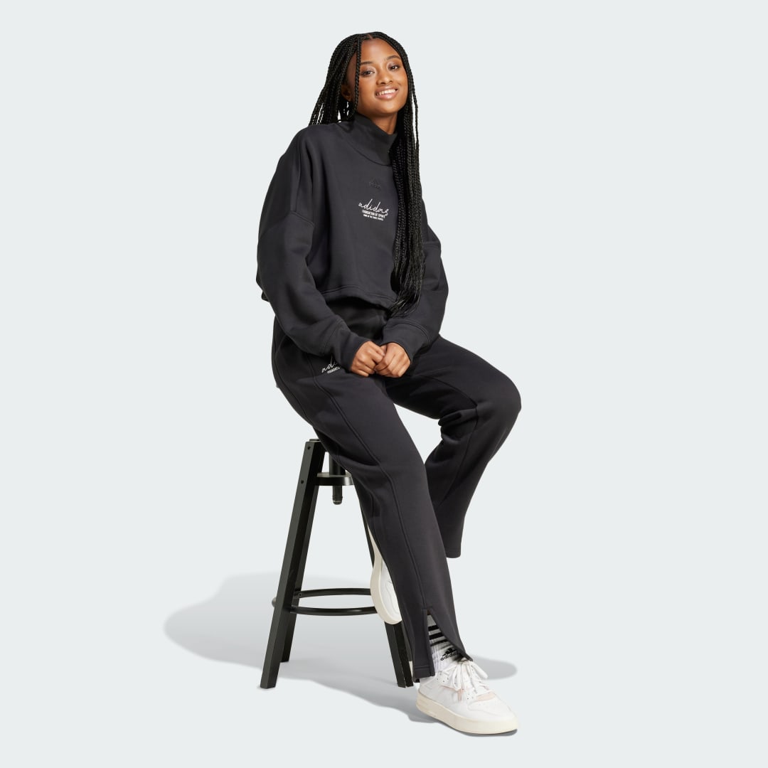 Adidas Signature Graphic Embroidery Fleece Straight Leg Broek