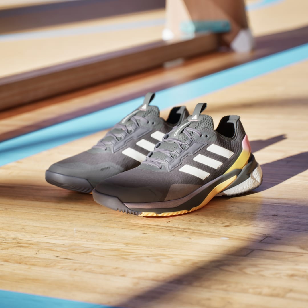 

adidas Tenis Crazyflight 5 Indoor Mujer, Aurora negro/zero metalic/spark