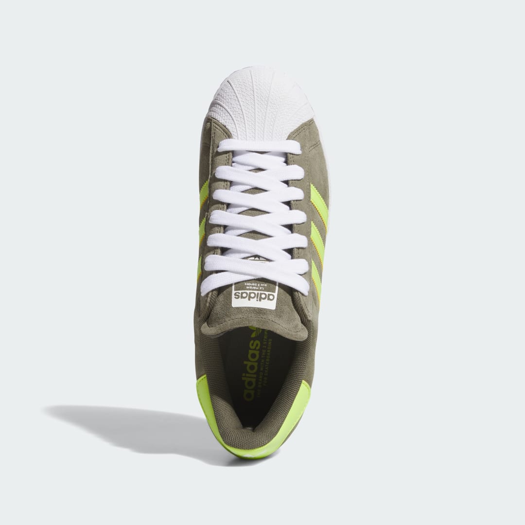 Adidas Superstar sneaker Olive Strata / Semi Solar Yellow / Gold Metallic