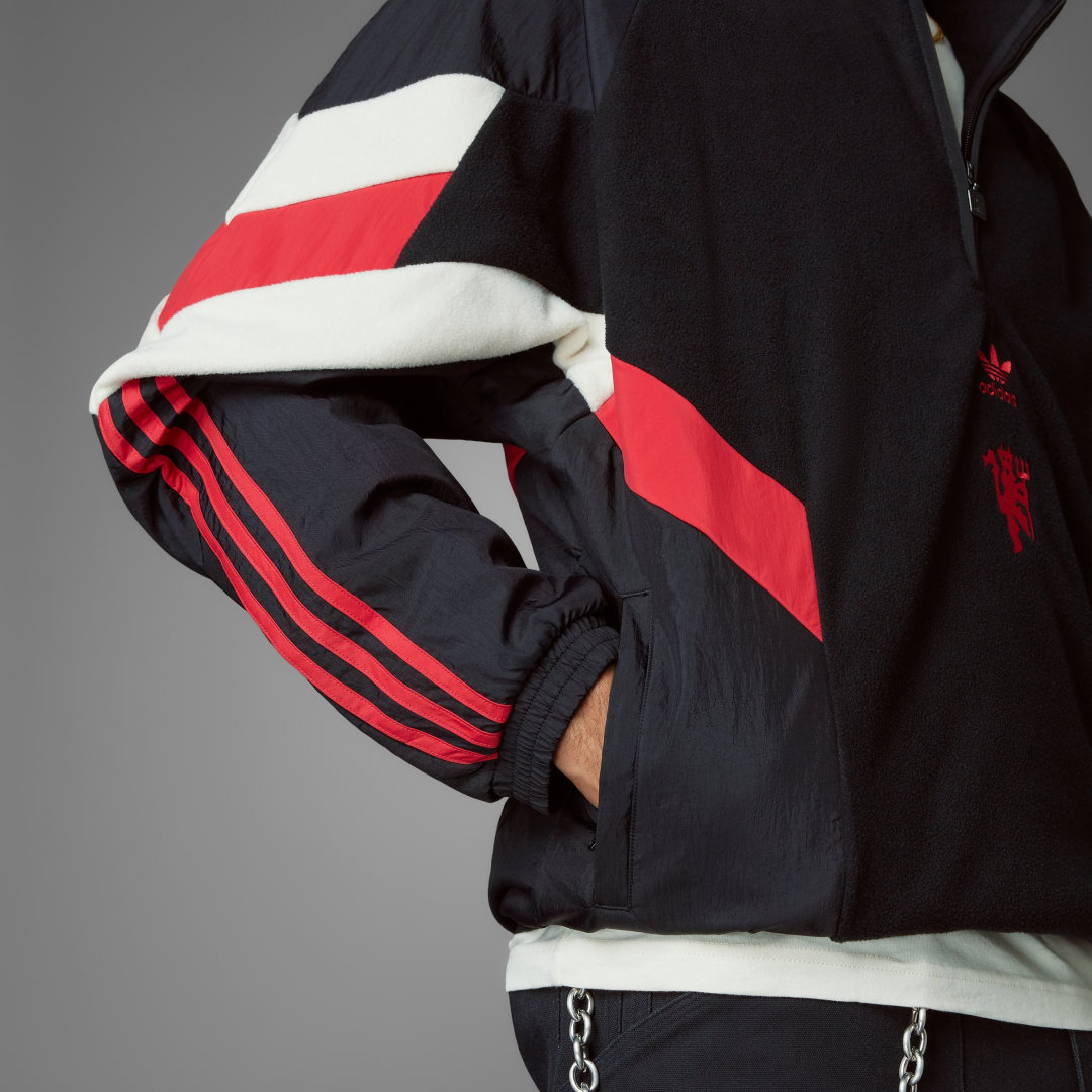スウェット・トレーナー adidas originals Manchester United Polar Fleece Sweatshirt Manchester United Sweatshirt Designed for Gameday - Green
