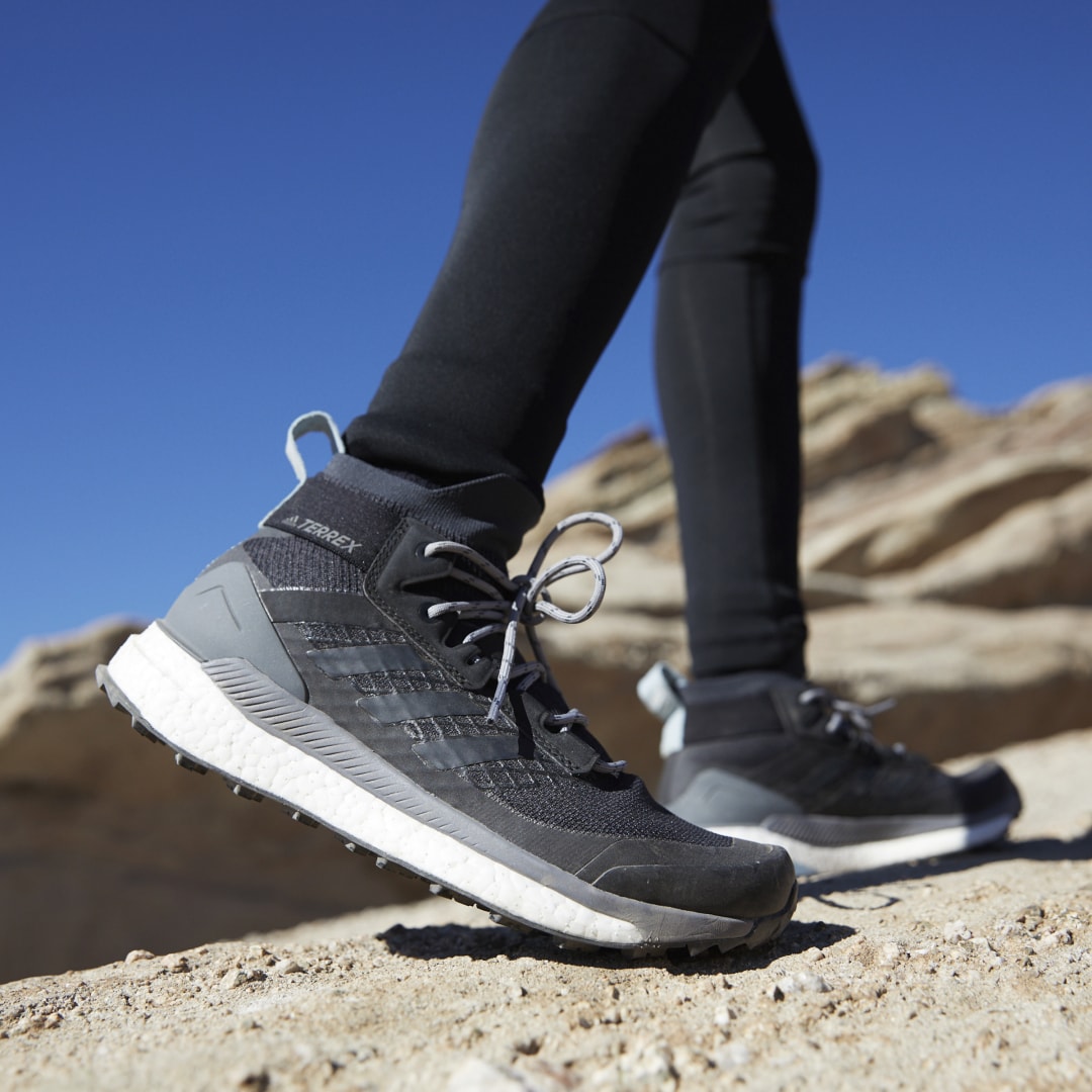 Adidas Mountain хайкинг