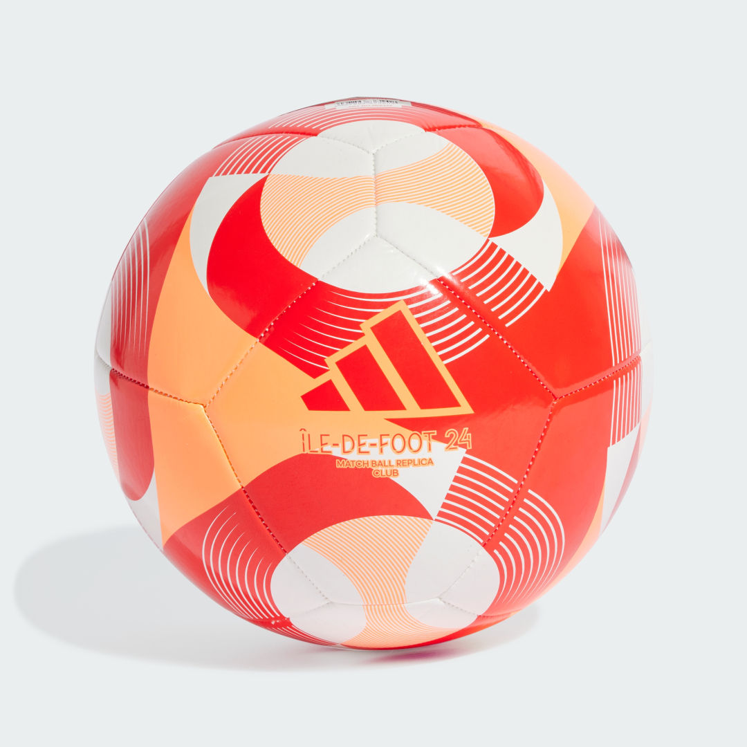 Thumbnail - Île-De-Foot 24 Club Ball
