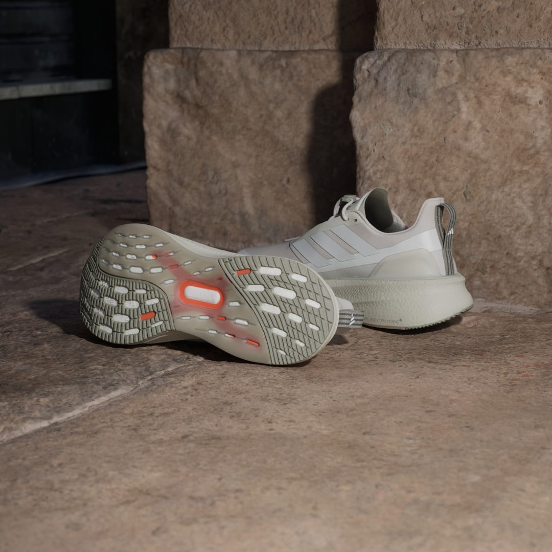 Chaussures de running Ultraboost 5 H.Koumori - vue 3