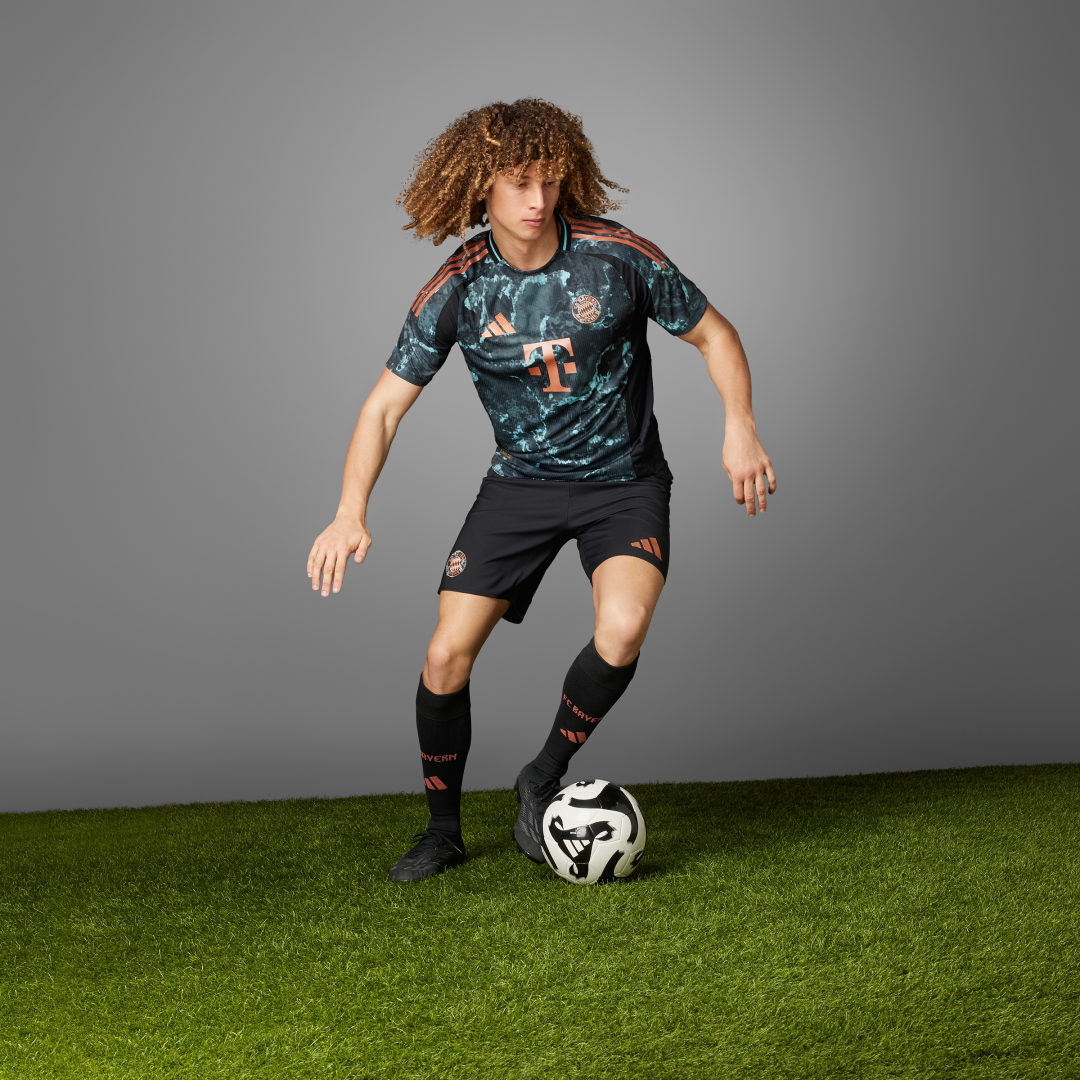 Adidas FC Bayern München 24 25 Authentiek Uitshirt