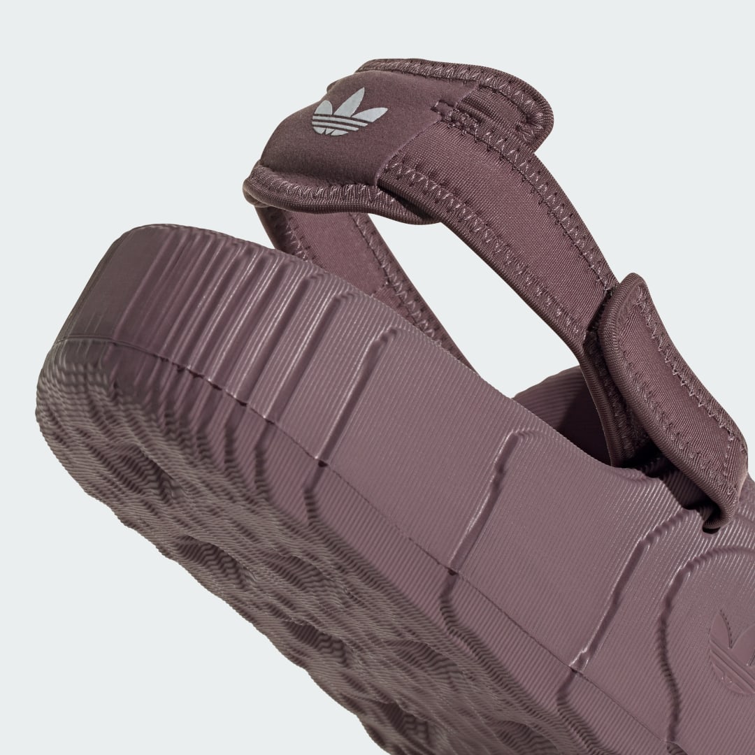 

adidas Sandalias Adilette 22 XLG Mujer, Shadow fig/blanco/shadow fig