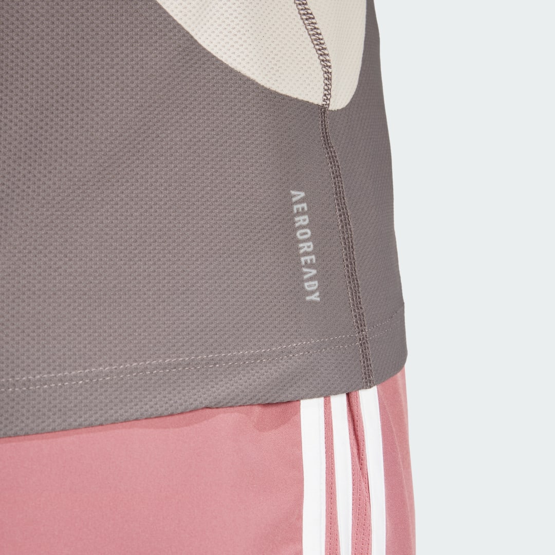 

adidas Playera Aeroready Mujer, Charcoal/wonder beige