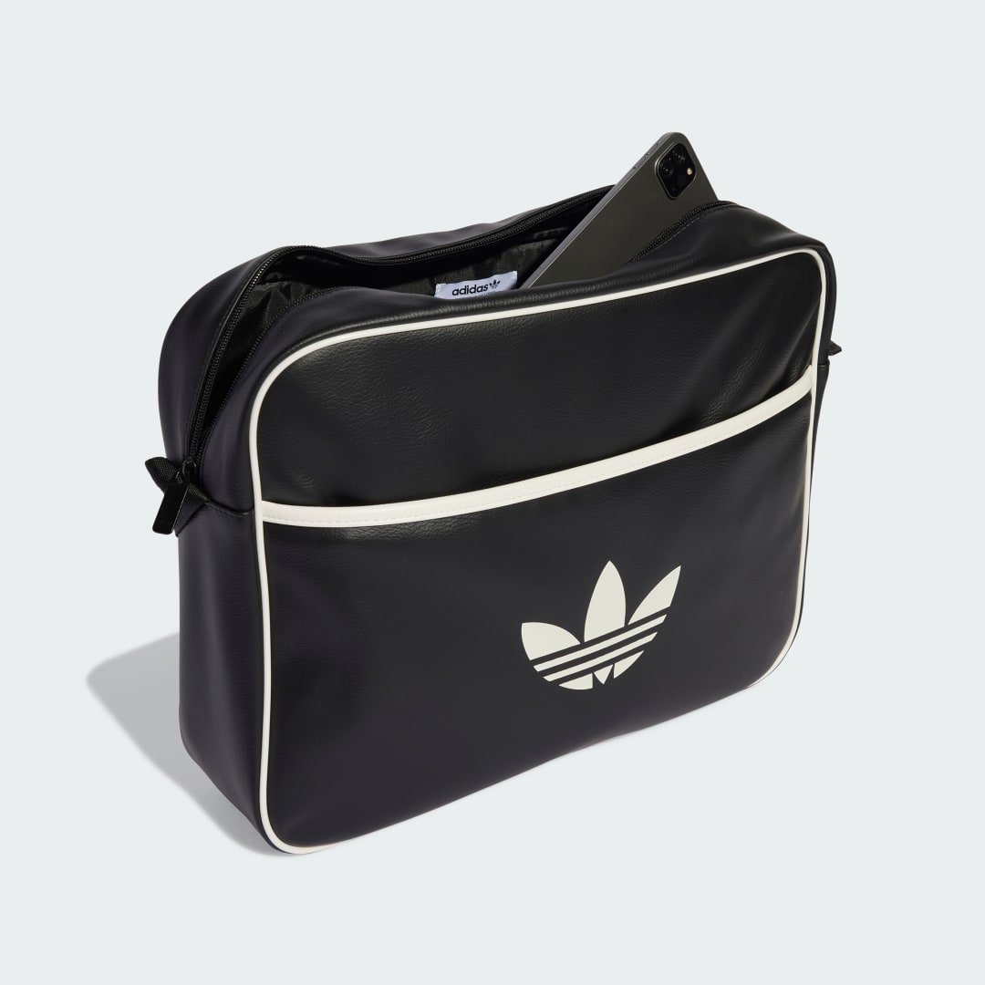 Adidas Airliner