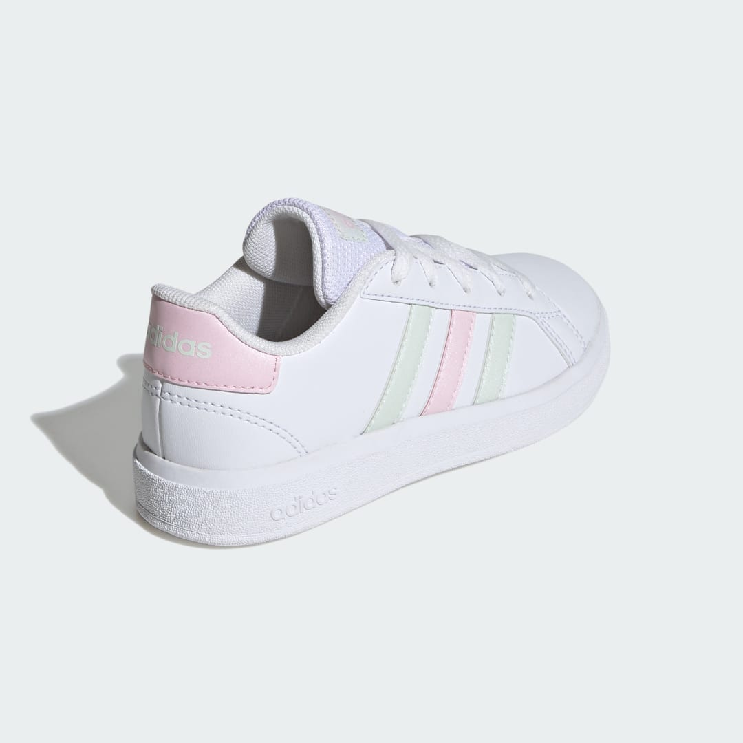 

Originals, Blanco