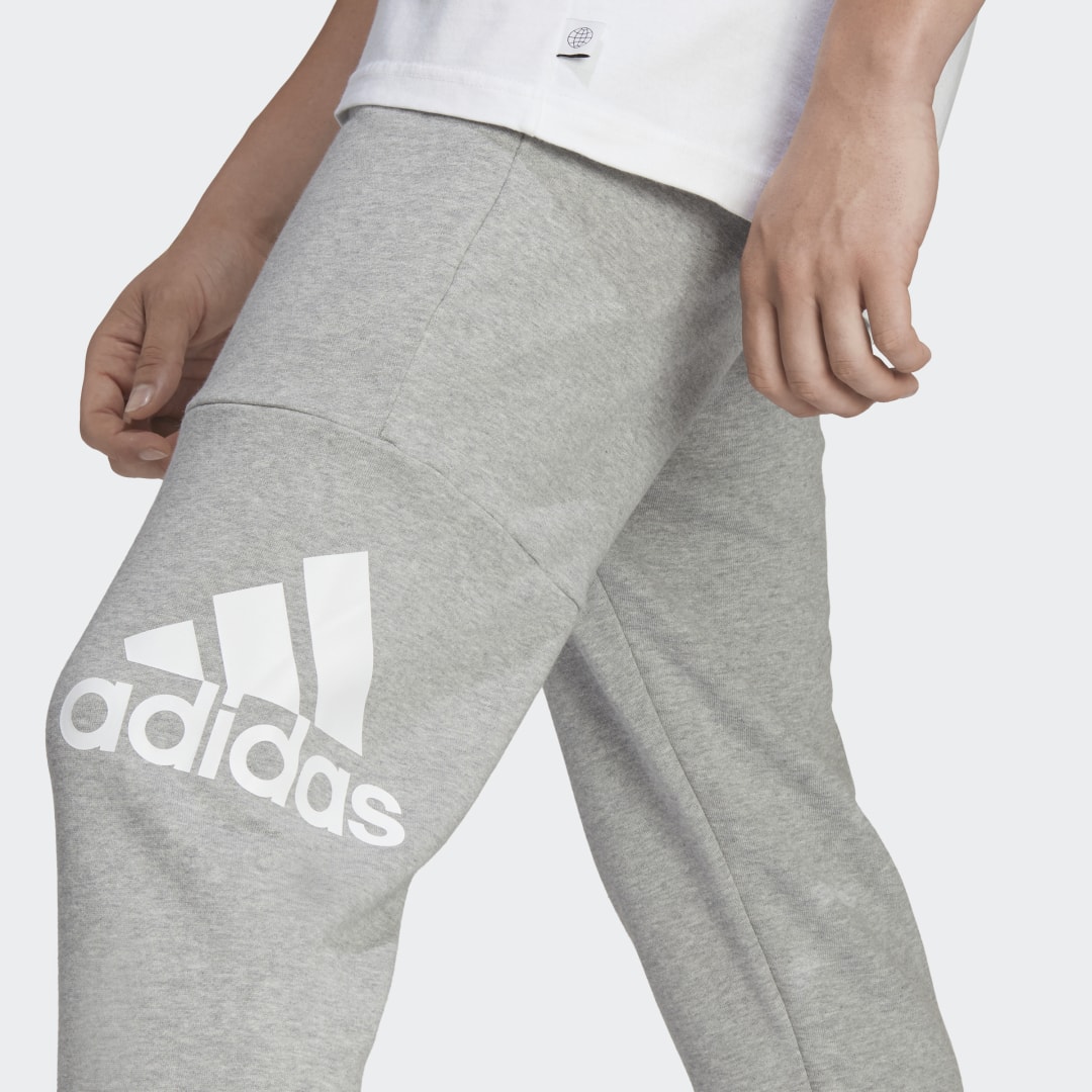 Adidas Sportswear Essentials French Terry Tapered Cuff Logo Broek