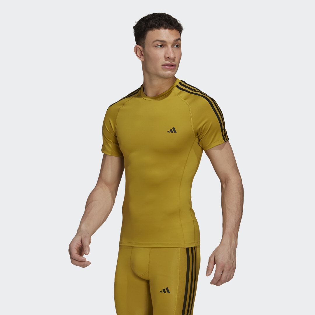 Techfit 3-Stripes Training T-shirt Techfit 3-Stripes Training T-shirt