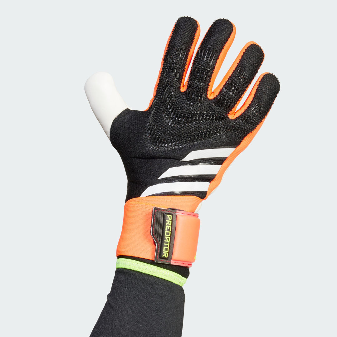 Image of adidas Predator Competition Goalkeeper Gloves Black 8 - Soccer Gloves