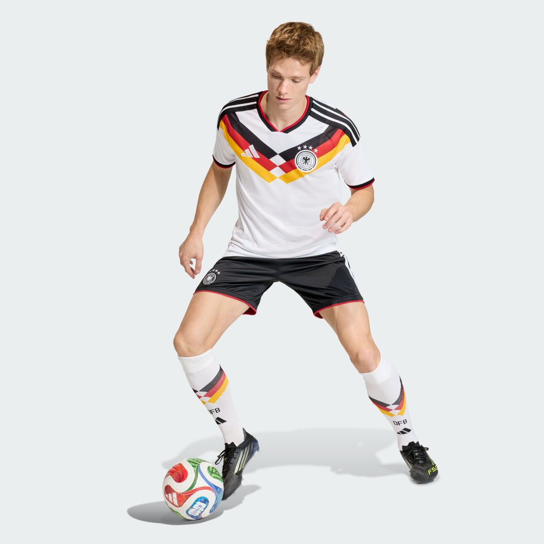 Thumbnail - Deutschland 26 Authentic Heimshorts